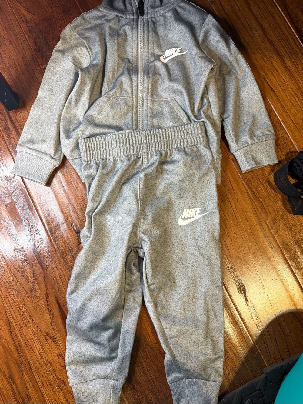 Nike Kids Gray Two-Piece Jogger Set with White Logo